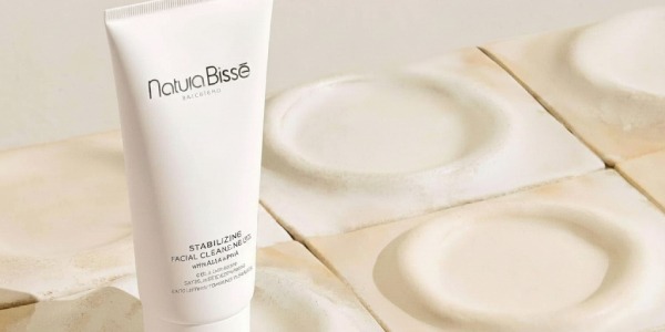 guía definitiva de tónicos ácidos: cómo elegir y usar tu tónico exfoliante sin irritar la piel